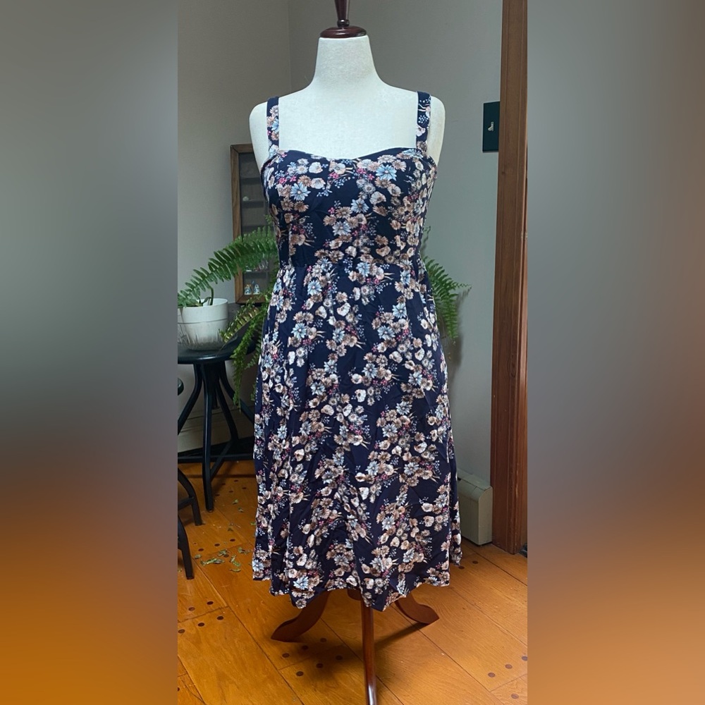 Navy Floral Maxi Sundress with Sweetheart Neckline